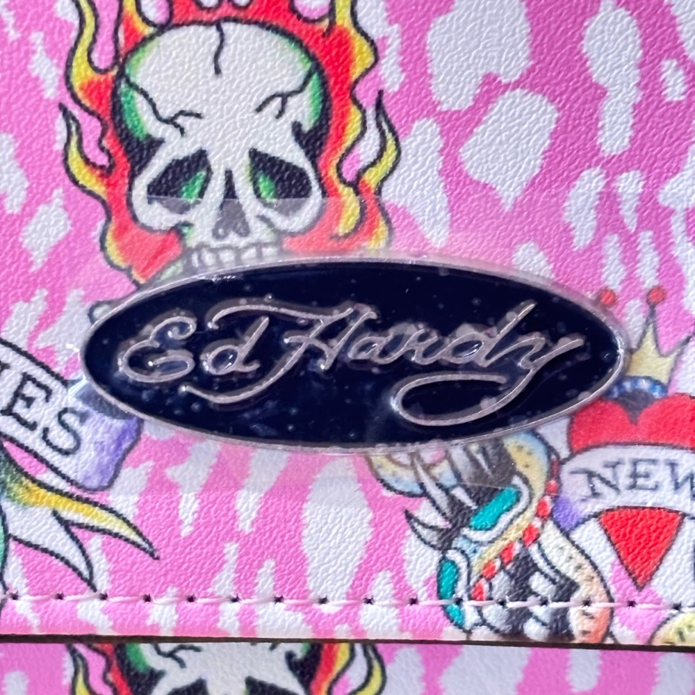 Ed Hardy Pink Tattoo-Inspired Skeleton wallet NWT - Picture 3 of 8